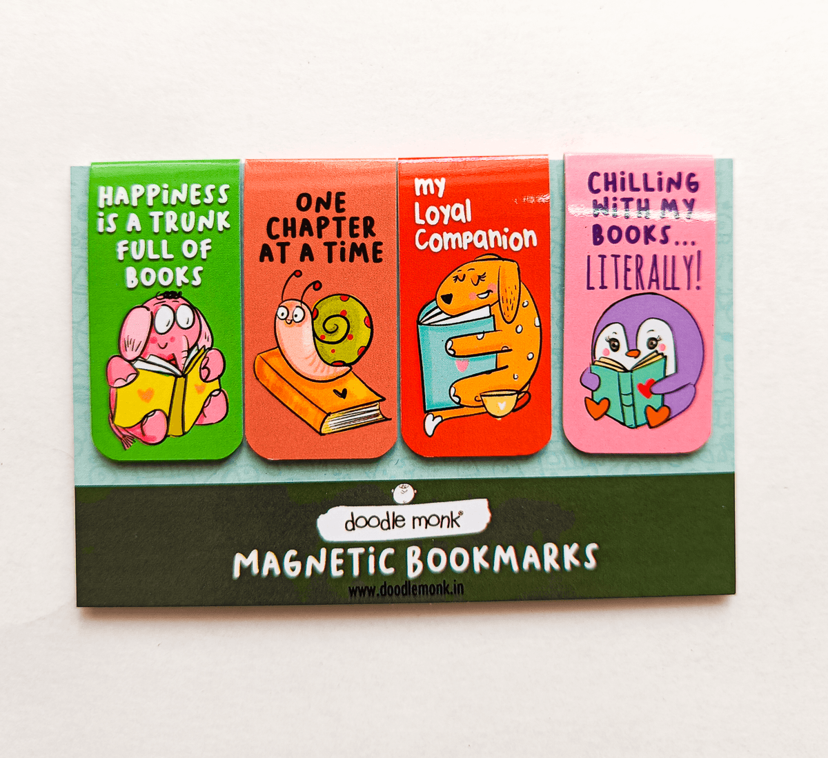 LOYAL READER Magnetic Bookmarks Pack of 4 Individual – Cute Doodle Page Markers