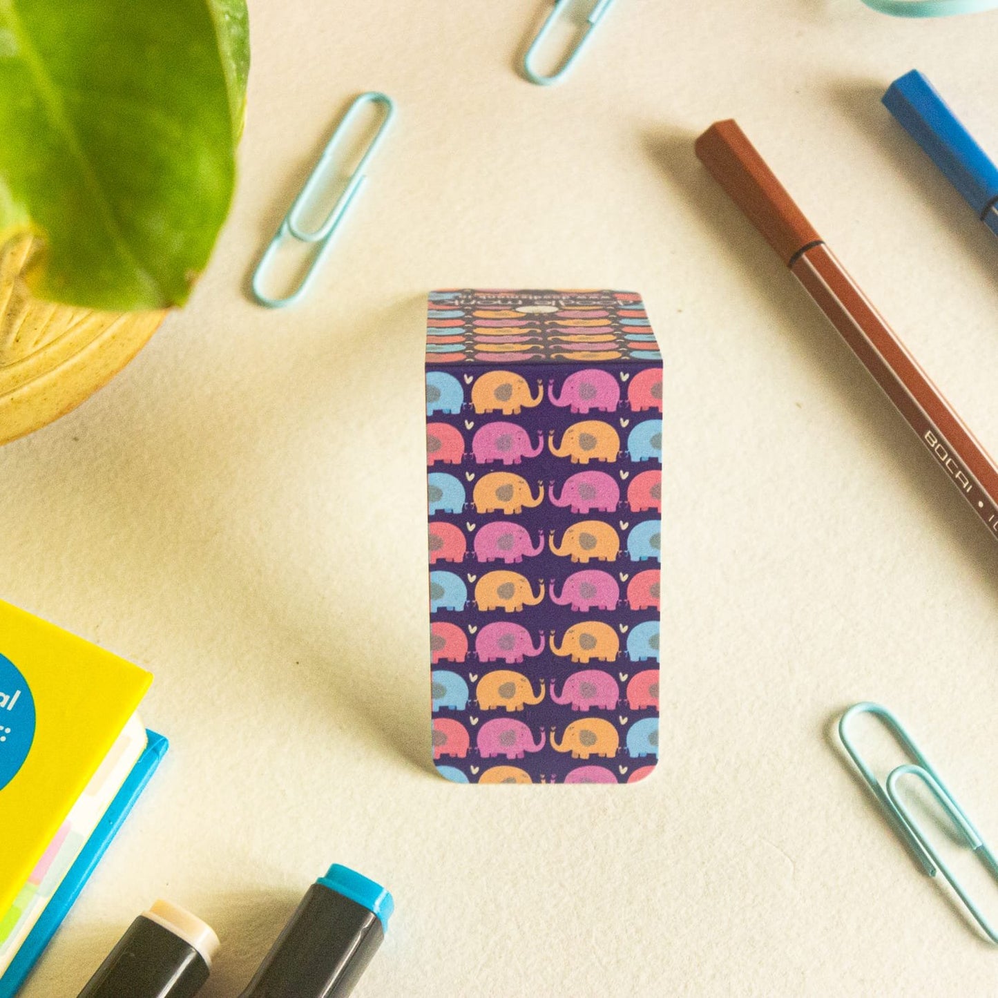 MAGNETIC BOOKMARKS