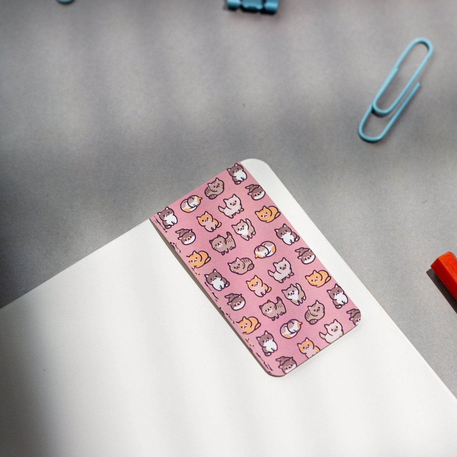 Magnetic Bookmark