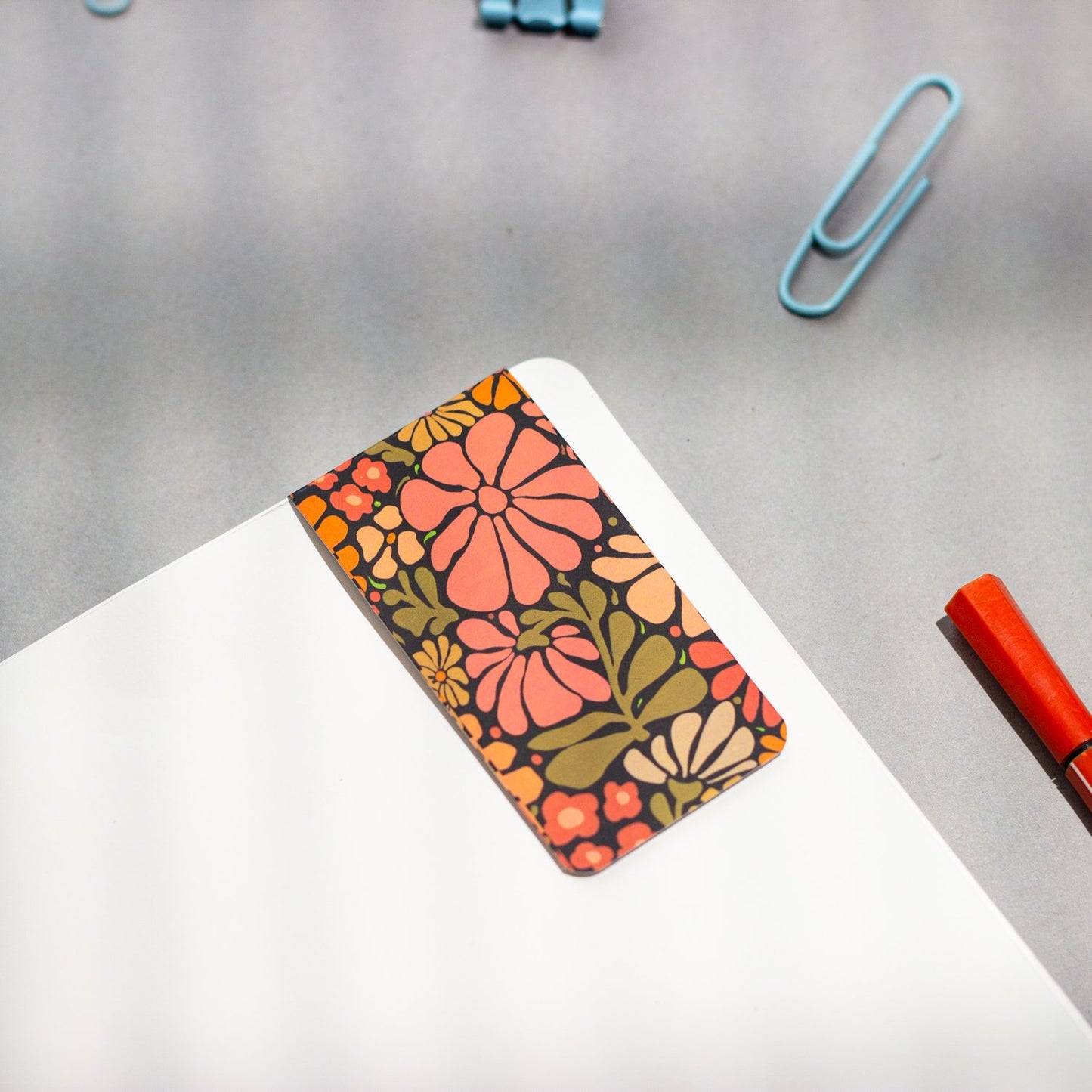Magnetic Bookmark